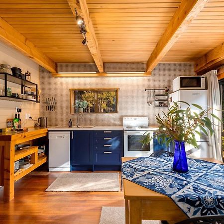 Totara Lodge - Unwind, Relax & Enjoy - Mt Lyford Экстерьер фото